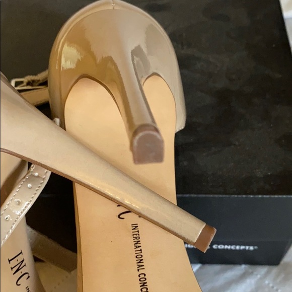 INC Sandals size 11 - Picture 2 of 6